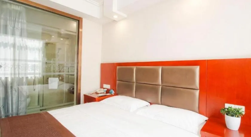 Bed in GreenTree Inn HeFei LongChuan Road South Hefei Railway Station Business Hotel