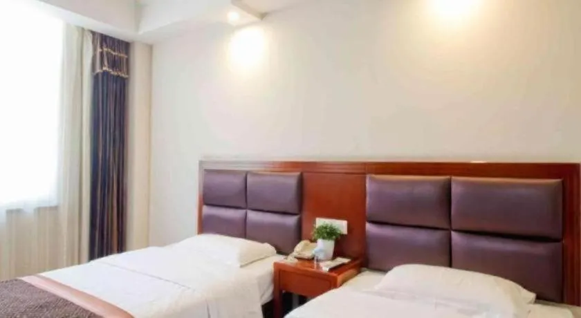 Bed in GreenTree Inn HeFei LongChuan Road South Hefei Railway Station Business Hotel