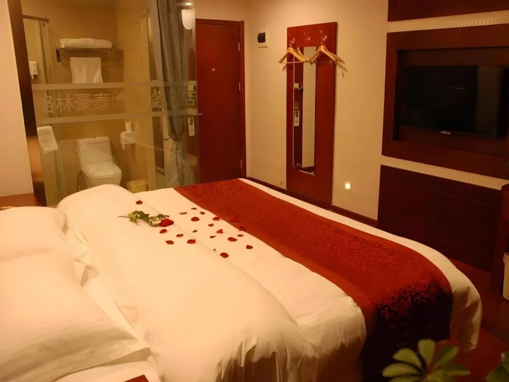 Bed in GreenTree Inn HeFei LongChuan Road South Hefei Railway Station Business Hotel
