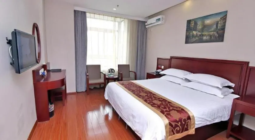 Bed in GreenTree Inn Shanghai Jiading Newtown MaLu Subway Station Business Hotel
