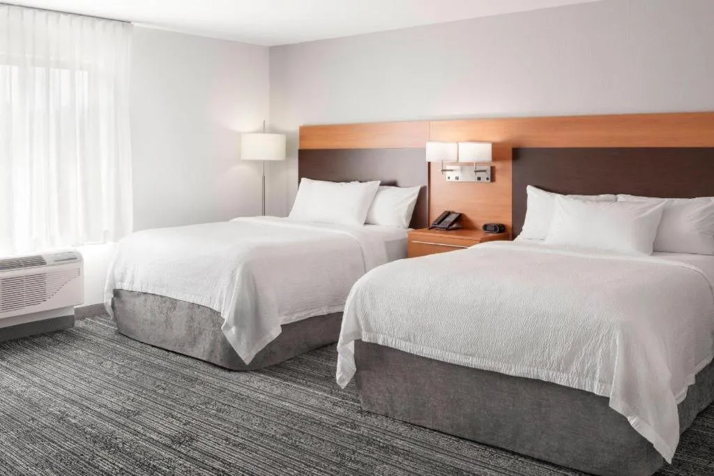 Bed in TownePlace Suites by Marriott Bangor