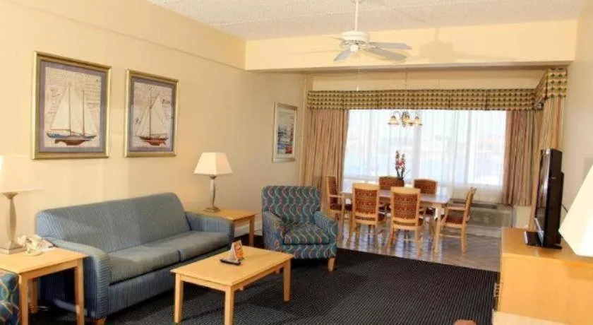 Chart House Suites and Marina