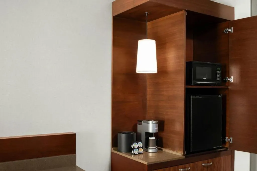 Courtyard by Marriott Anaheim Theme Park Entrance