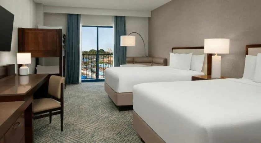 Bed in Courtyard by Marriott Anaheim Theme Park Entrance