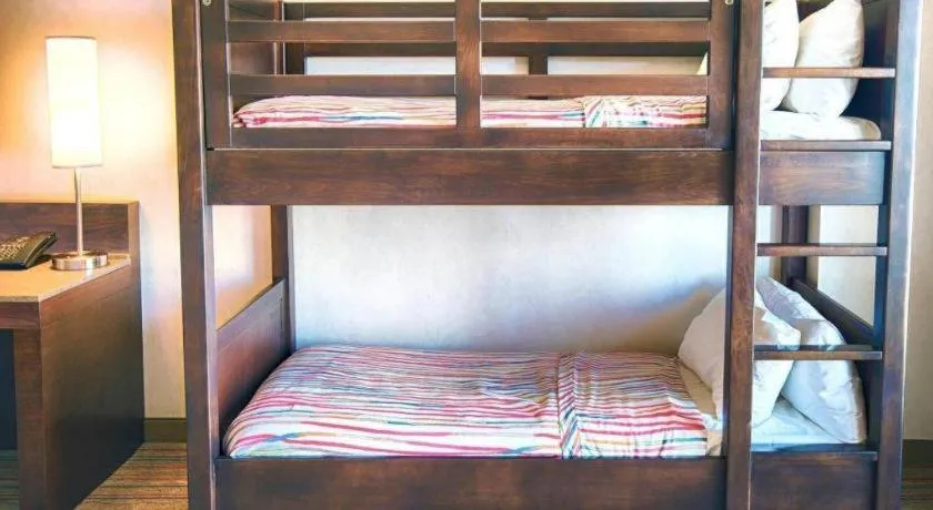 Bed in Courtyard by Marriott Anaheim Theme Park Entrance