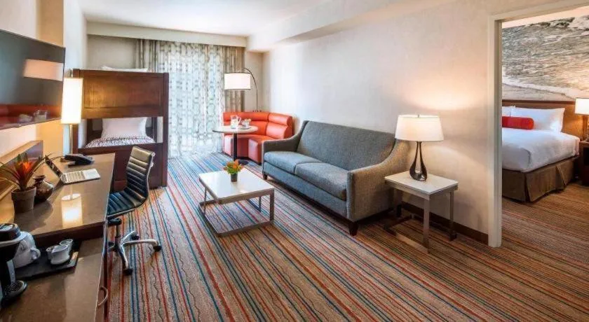 Bed in Courtyard by Marriott Anaheim Theme Park Entrance