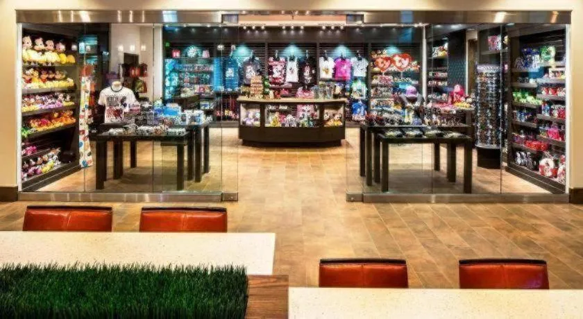 Courtyard by Marriott Anaheim Theme Park Entrance