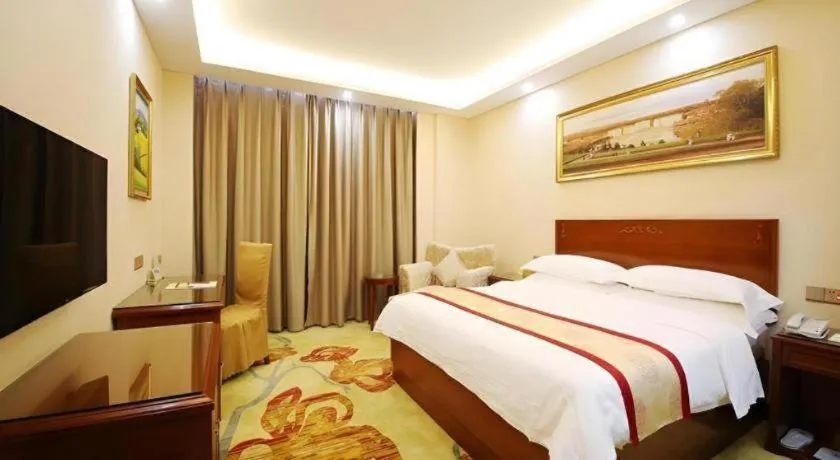 Bed in Vienna Jiangsu Wuxi Railway Station -Domestic Guest