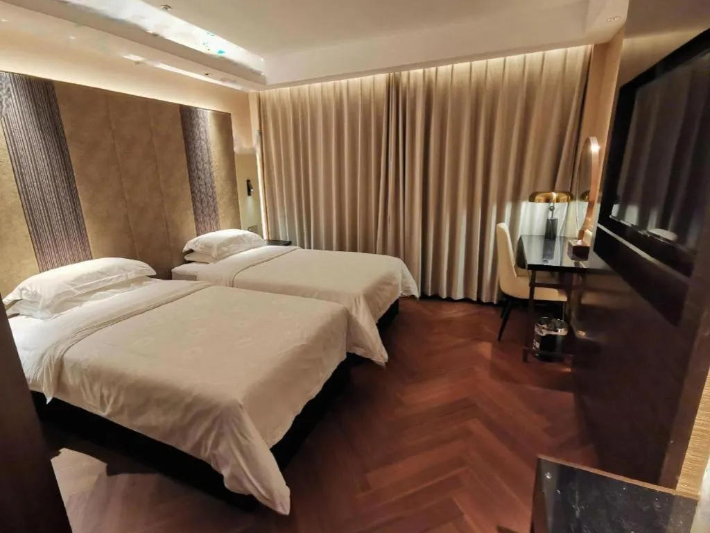 Bed in Jinjiang Metropolo Shanghai Minhang