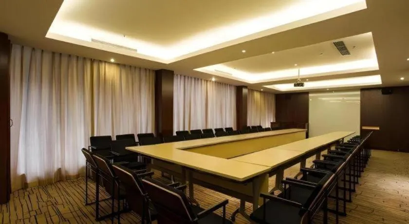 Jinjiang Metropolo Shanghai Minhang