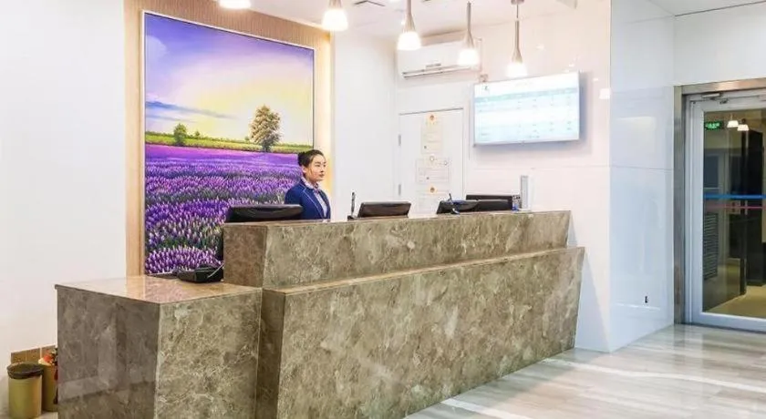 Lavande Hotel Chengde Mountain Resort Railway Station