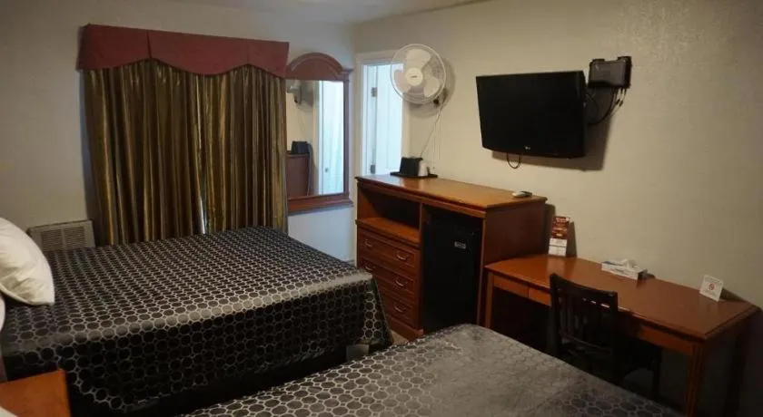 Bed in Las Palmas Hotel