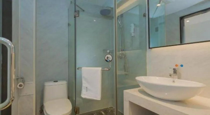 7 Days Premium Qingdao Railway Station Zhanqiao Badaxia Plaza