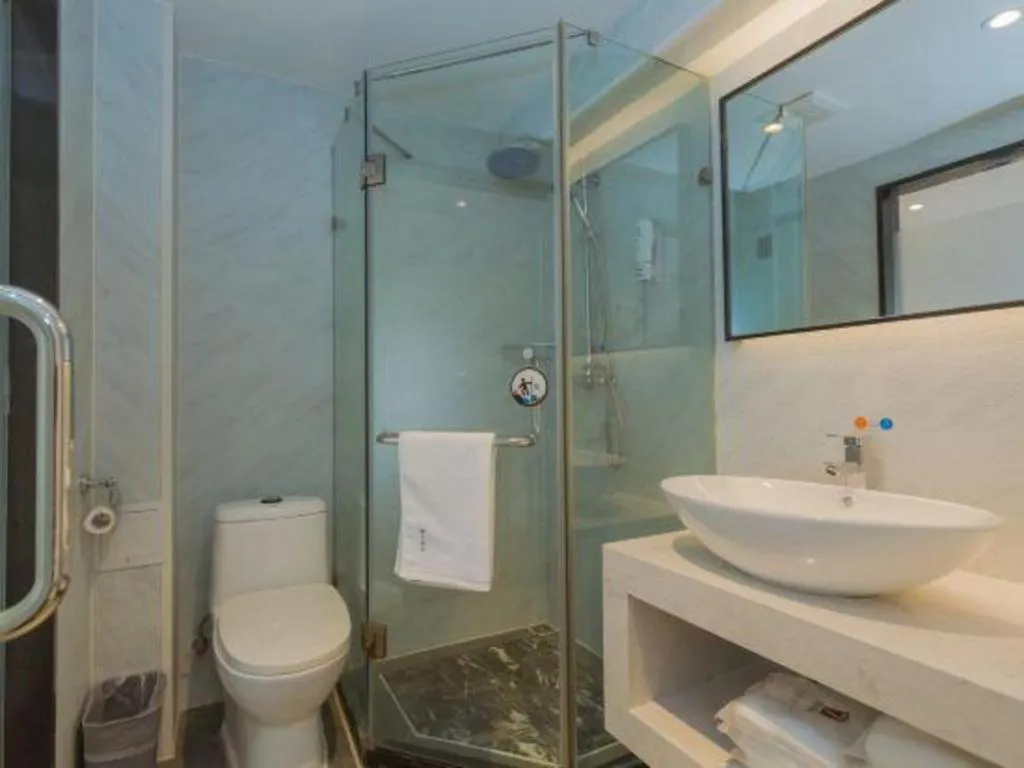 7 Days Premium Qingdao Railway Station Zhanqiao Badaxia Plaza