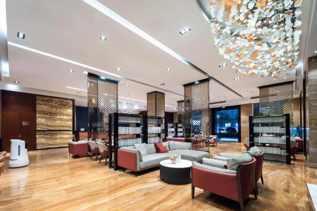 Echeng Hotel Wuhan Optics Valley Square Yangjiawan Metro Station