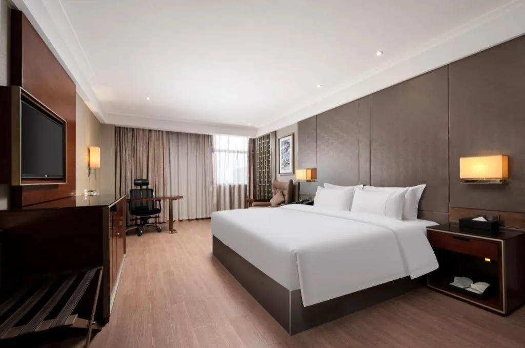 Bed in Echeng Hotel Wuhan Optics Valley Square Yangjiawan Metro Station