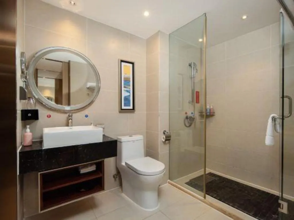 Echeng Hotel Wuhan Optics Valley Square Yangjiawan Metro Station