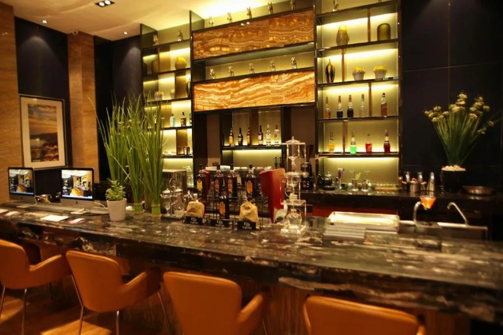 Echeng Hotel Wuhan Optics Valley Square Yangjiawan Metro Station