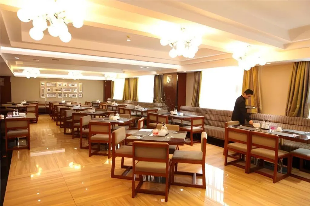 Echeng Hotel Wuhan Optics Valley Square Yangjiawan Metro Station