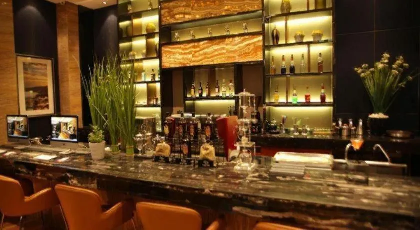 Echeng Hotel Wuhan Optics Valley Square Yangjiawan Metro Station