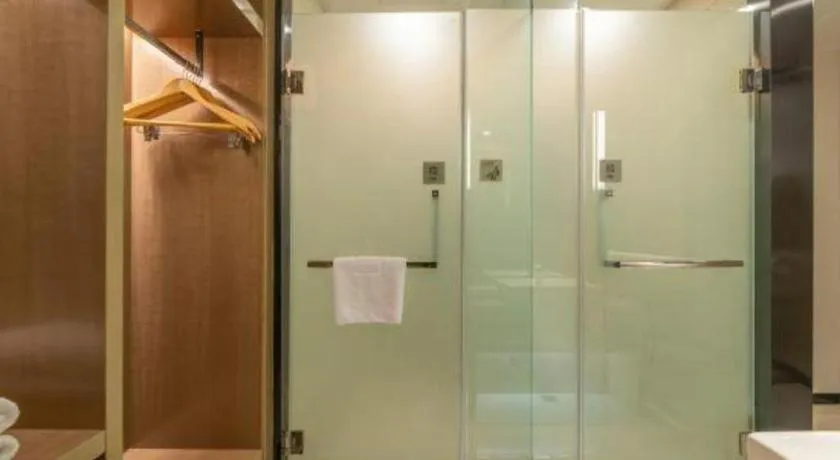 Echarm Hotel Jinan Railway Station Daming Lake