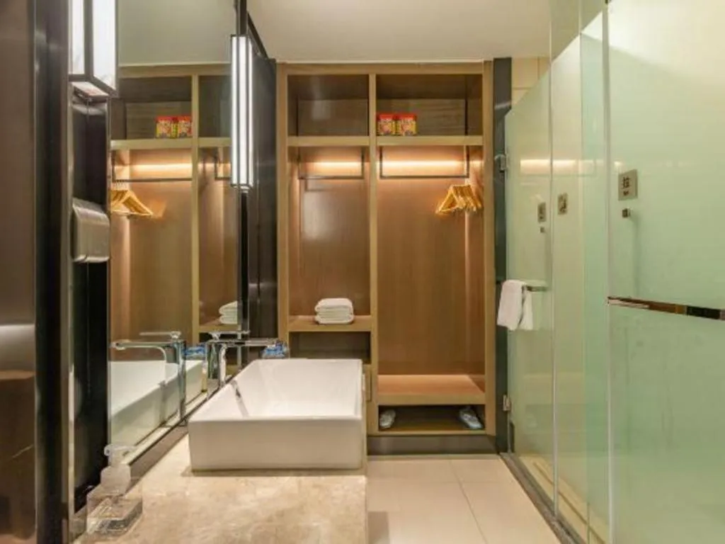 Echarm Hotel Jinan Railway Station Daming Lake