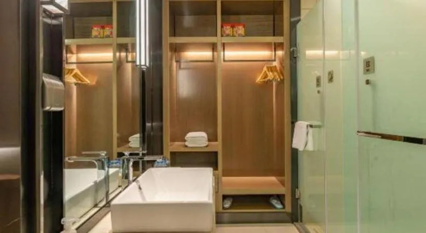 Echarm Hotel Jinan Railway Station Daming Lake