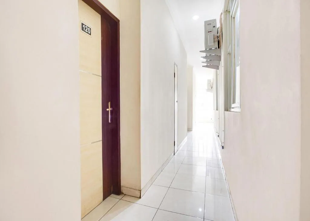 OYO 2554 Hotel Arimbi Lama Dewi Sartika