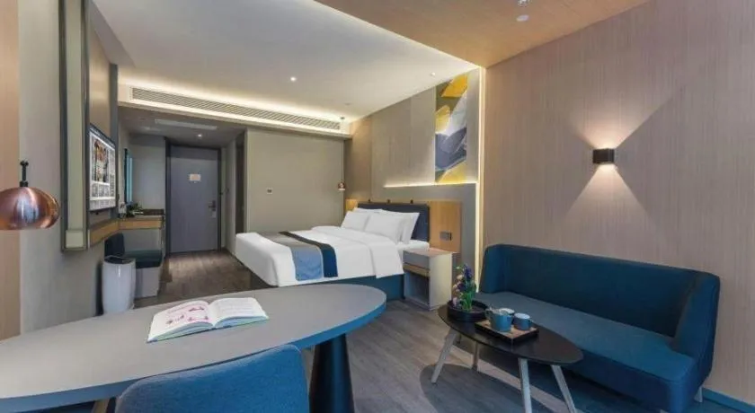 Bed in Home Inn Selected Guangzhou Zhujiang New Town Wuyangcun Metro Station