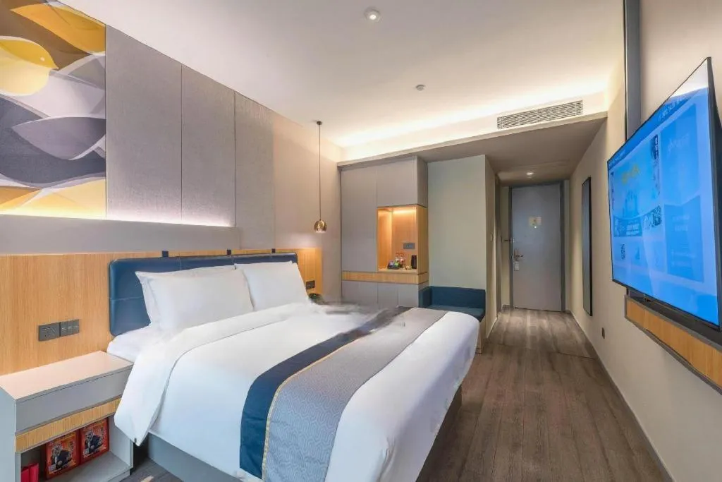 Bed in Home Inn Selected Guangzhou Zhujiang New Town Wuyangcun Metro Station