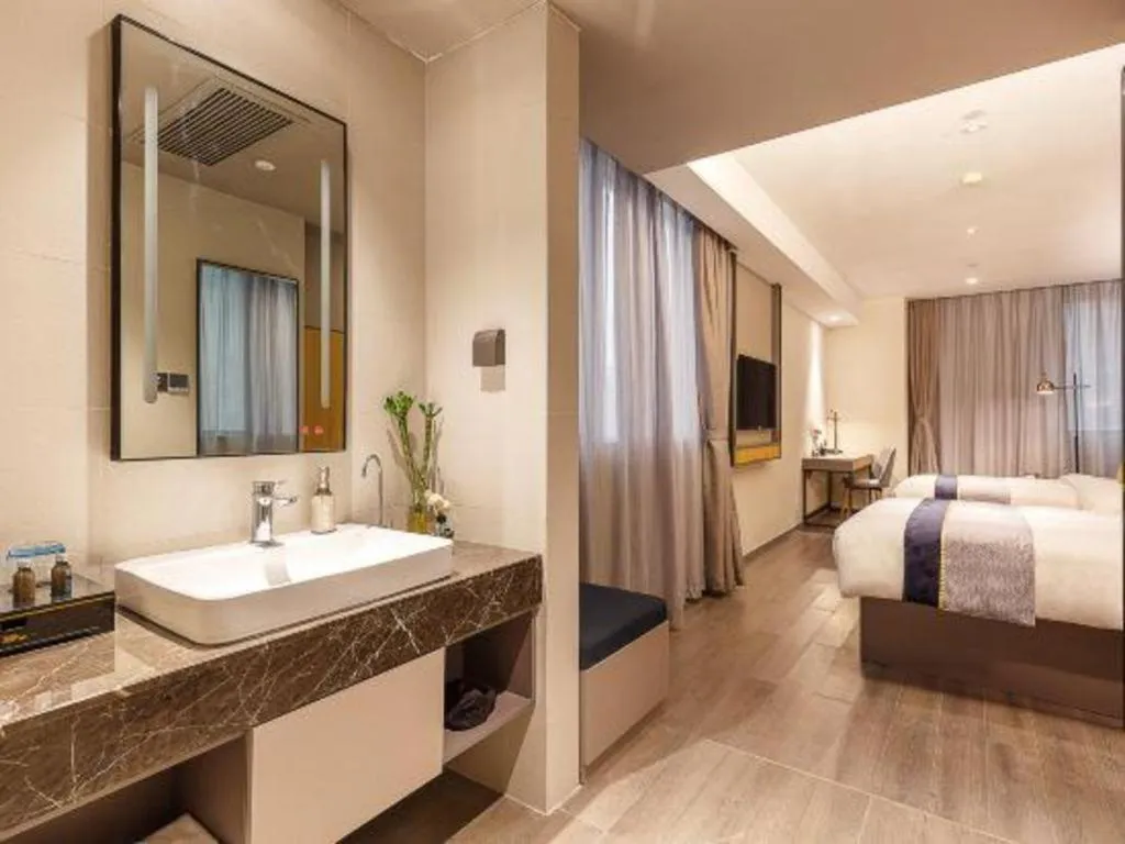 Bed in Home Inn Selected Guangzhou Zhujiang New Town Wuyangcun Metro Station