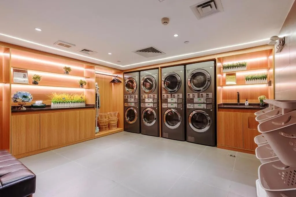 Home Inn Selected Guangzhou Zhujiang New Town Wuyangcun Metro Station