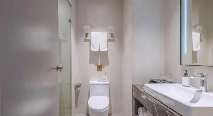 Home Inn Selected Guangzhou Zhujiang New Town Wuyangcun Metro Station