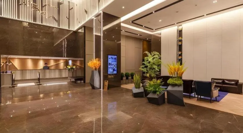 Home Inn Selected Guangzhou Zhujiang New Town Wuyangcun Metro Station