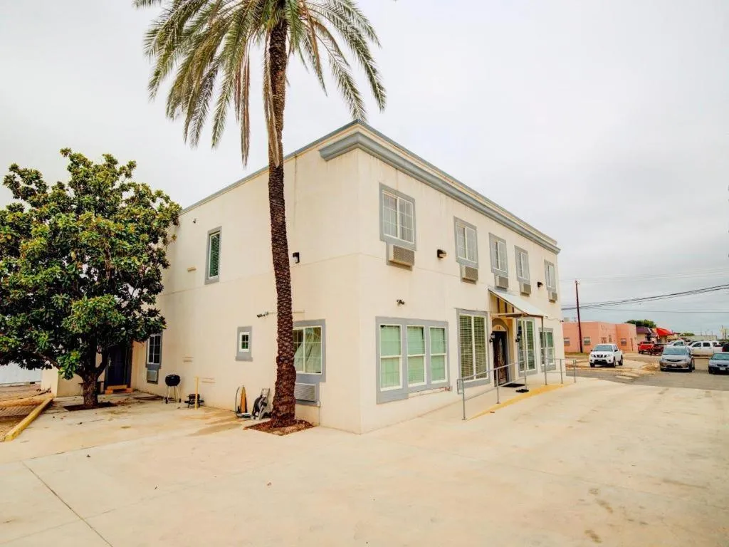 Hotel O Dilley Main St TX