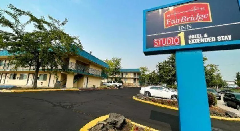 FairBridge Inn Moscow