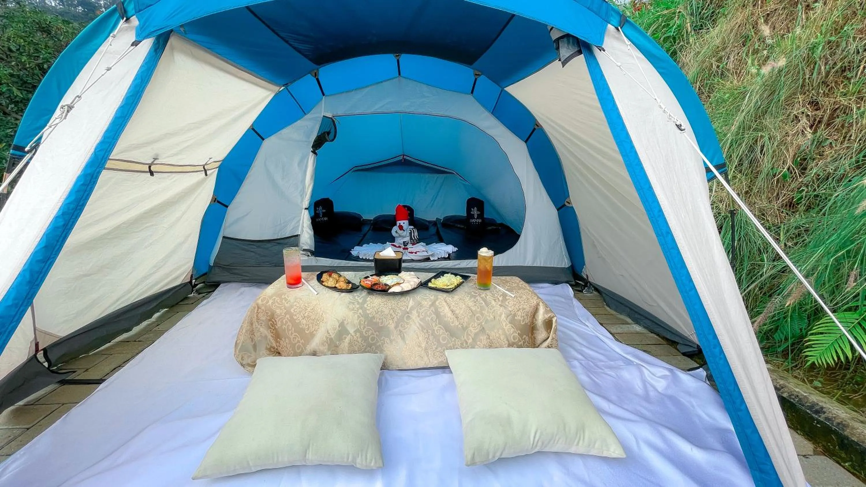 Bed in Damar Langit Resort