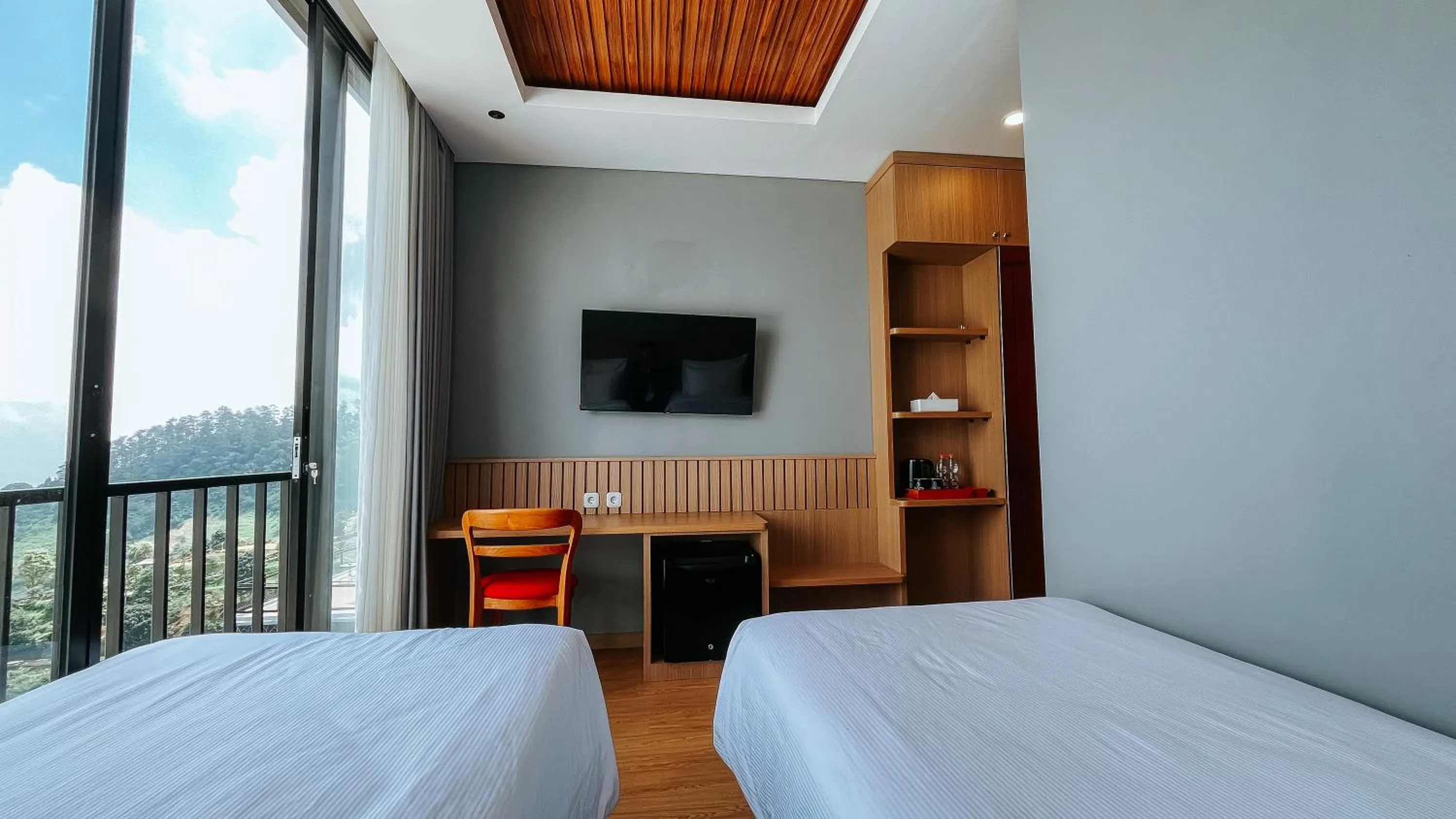 TV and multimedia, Bed in Damar Langit Resort