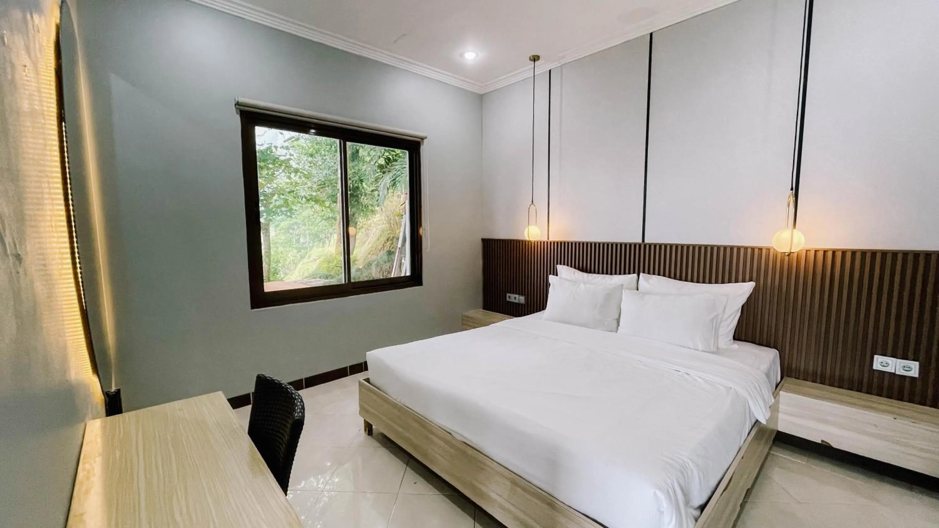 Bedroom, Bed in Damar Langit Resort