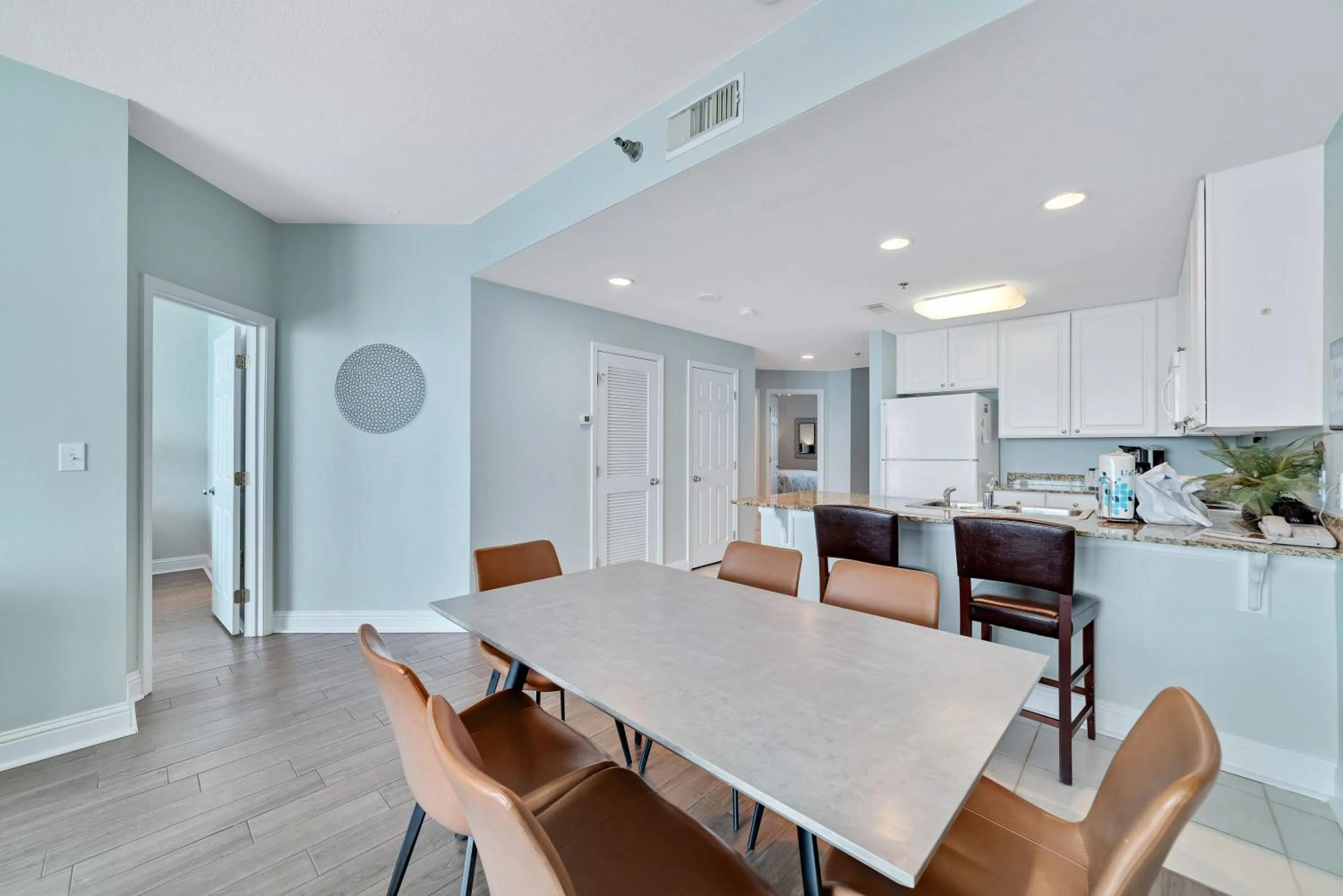 Dining area in Lighthouse Condos Gulf Shores