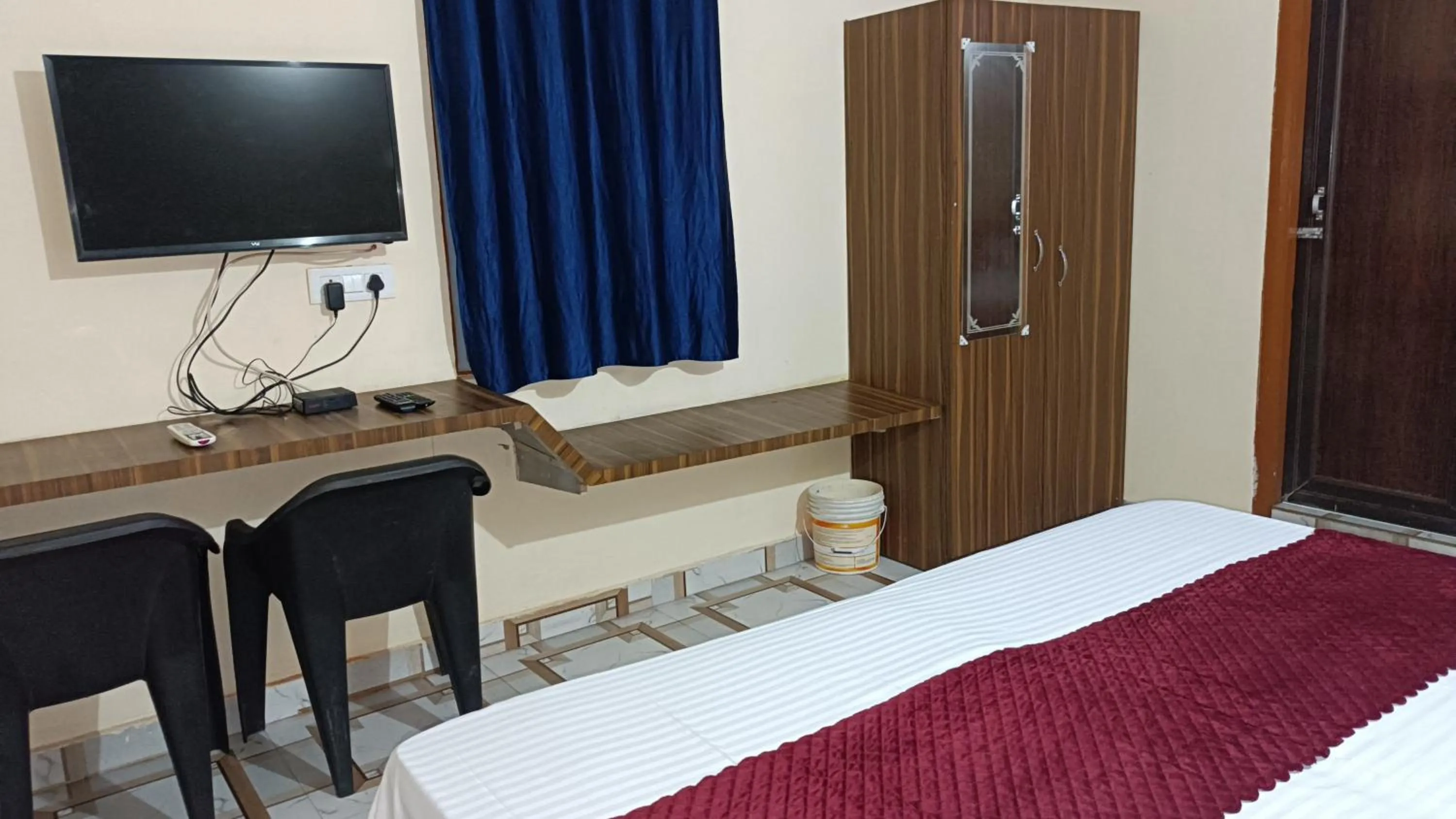 Communal lounge/ TV room, Bed in GB Guest House By ROH