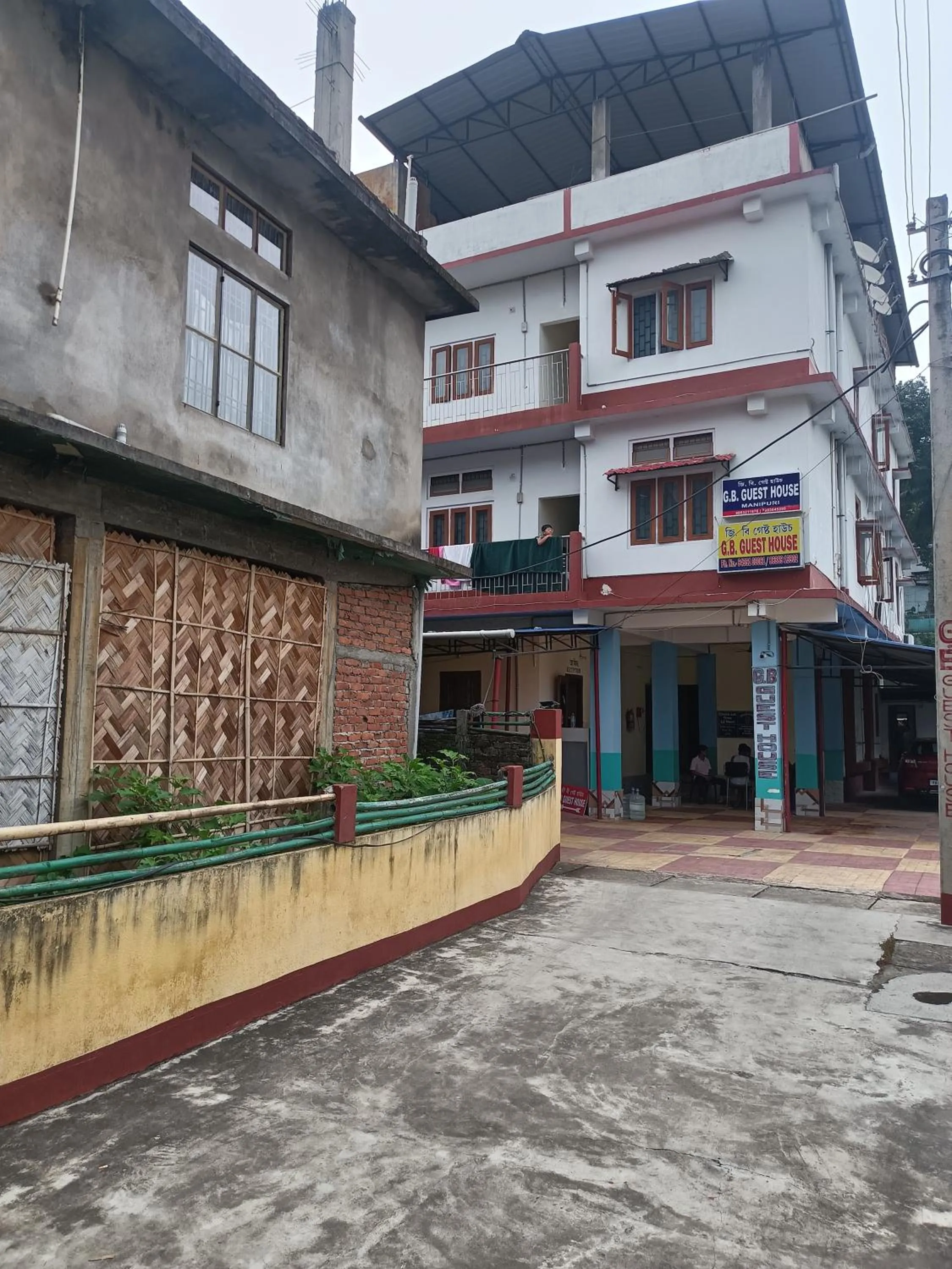 Facade/entrance in GB Guest House By ROH