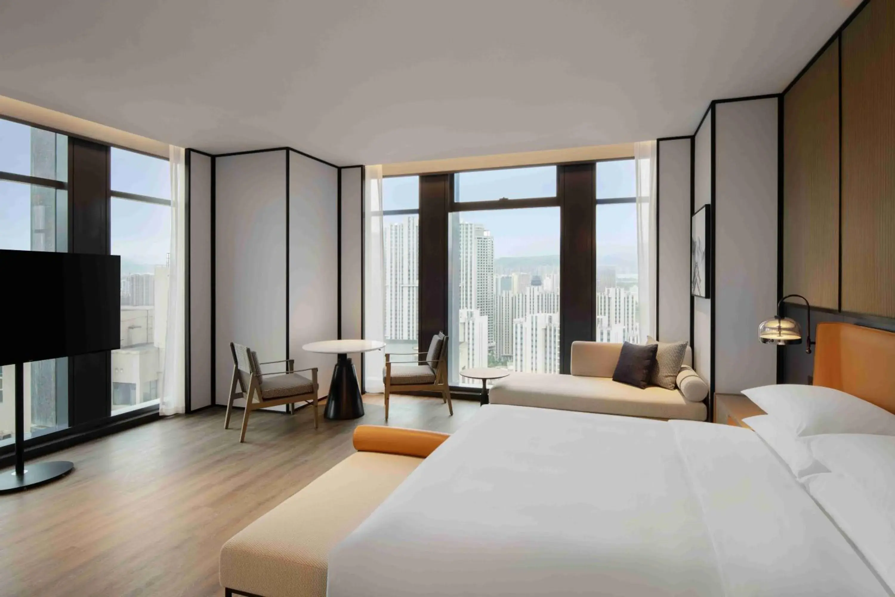 Executive Grand King Room in Sheraton Lanzhou Anning Executive Grand King Room in Sheraton Lanzhou Anning