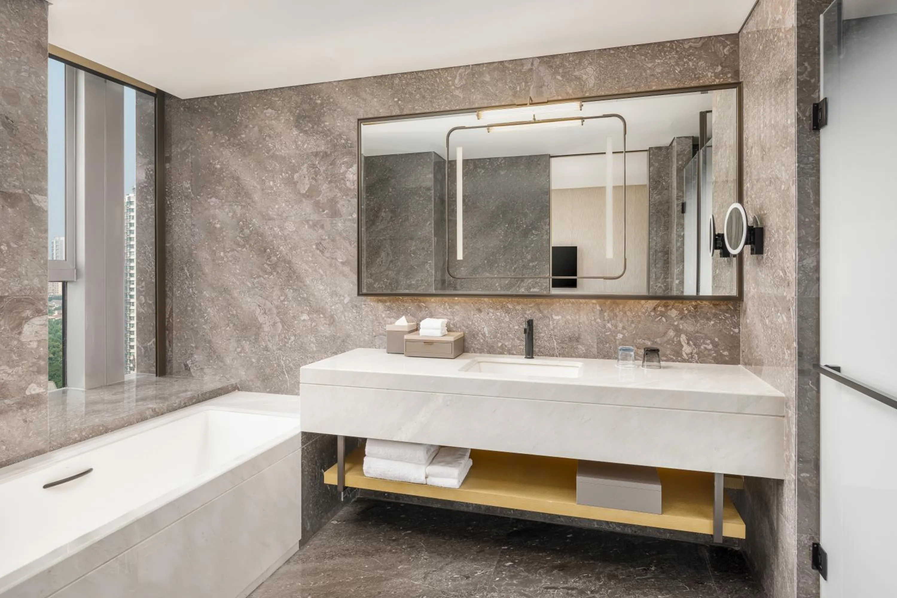 Toilet in Luoyang Marriott Hotel