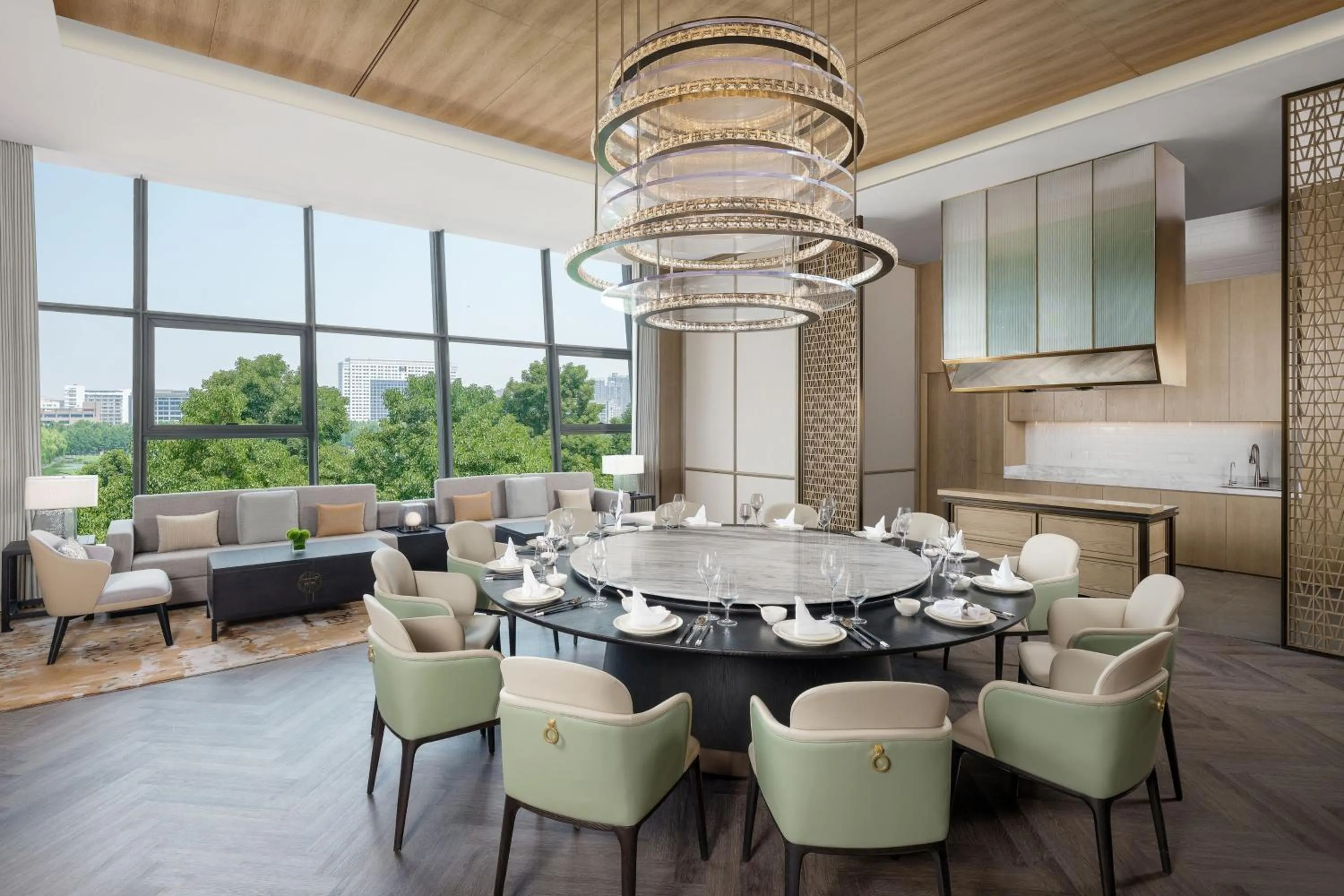 Restaurant/places to eat in Luoyang Marriott Hotel