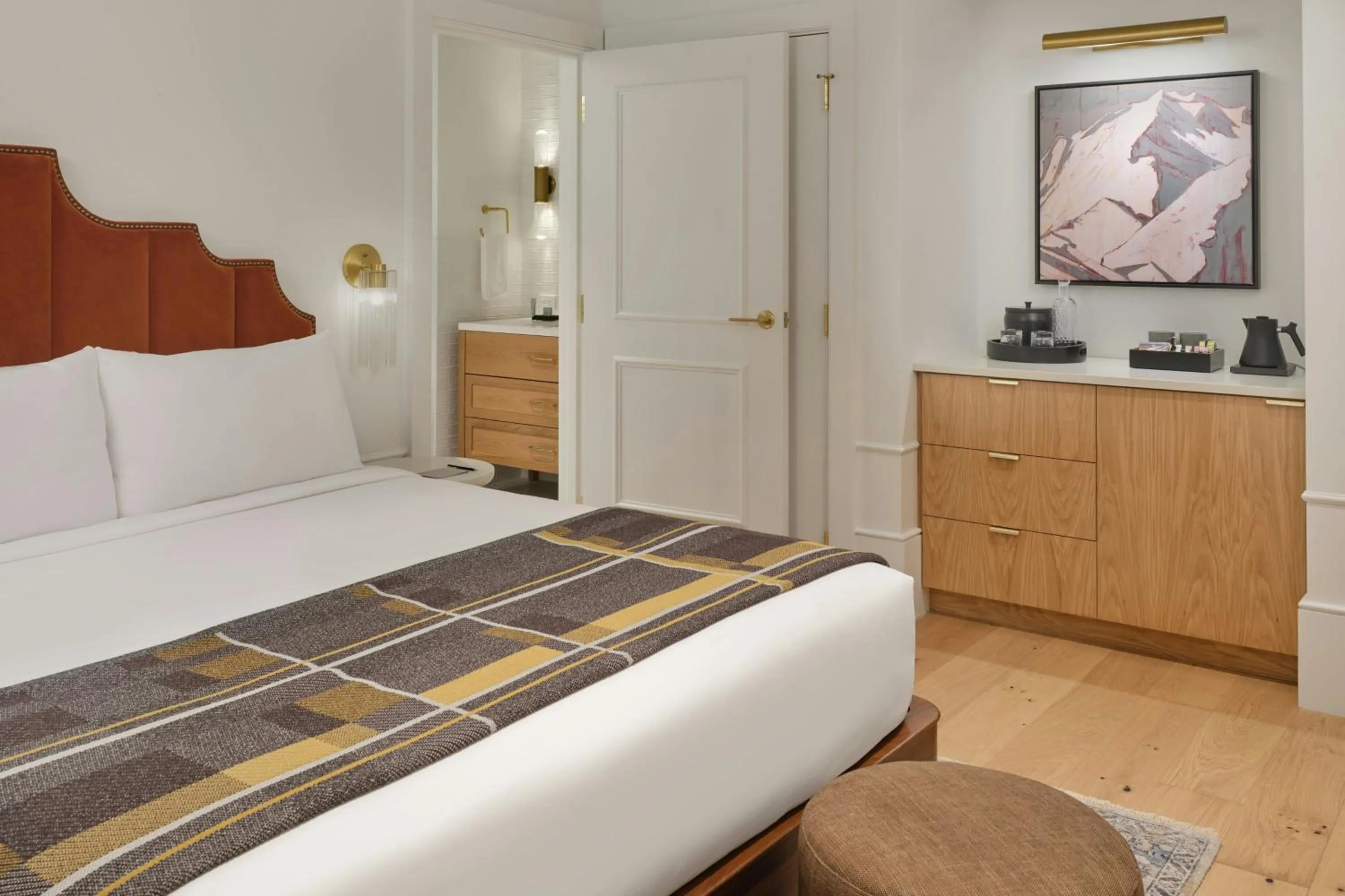 Bedroom, Bed in Asher Adams, Autograph Collection