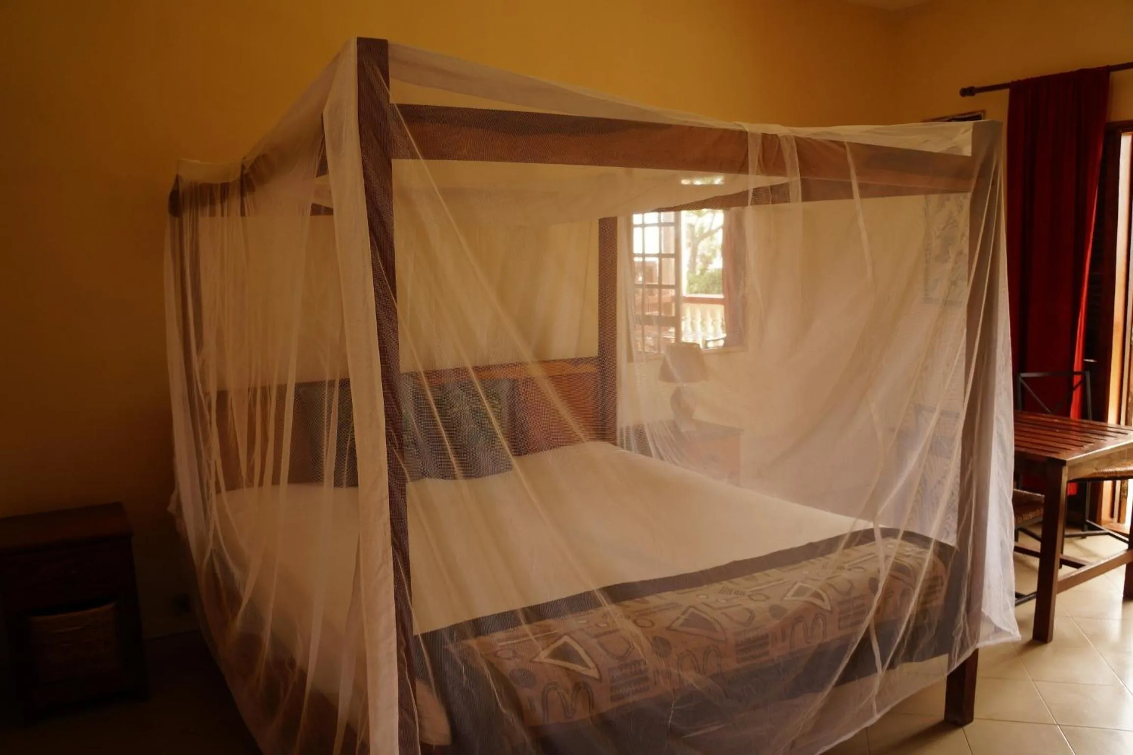 Bedroom, Bed in Lemon Creek Hotel Resort