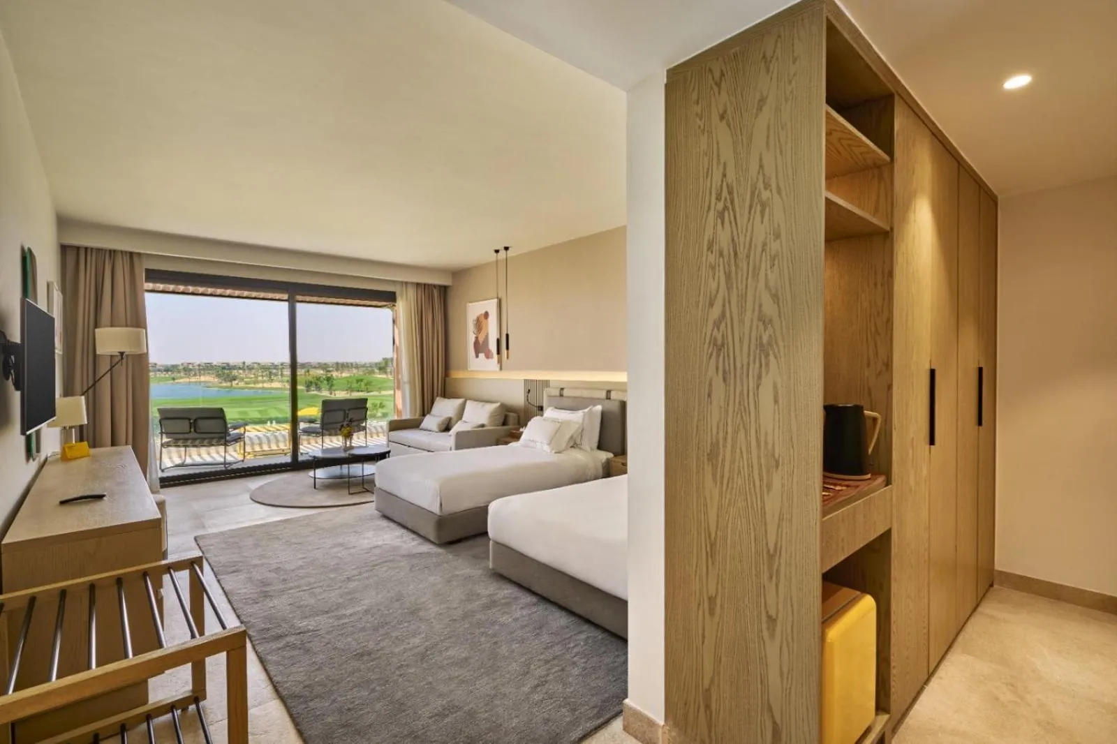 Bedroom, Bed in The G Einbay Golf Resort