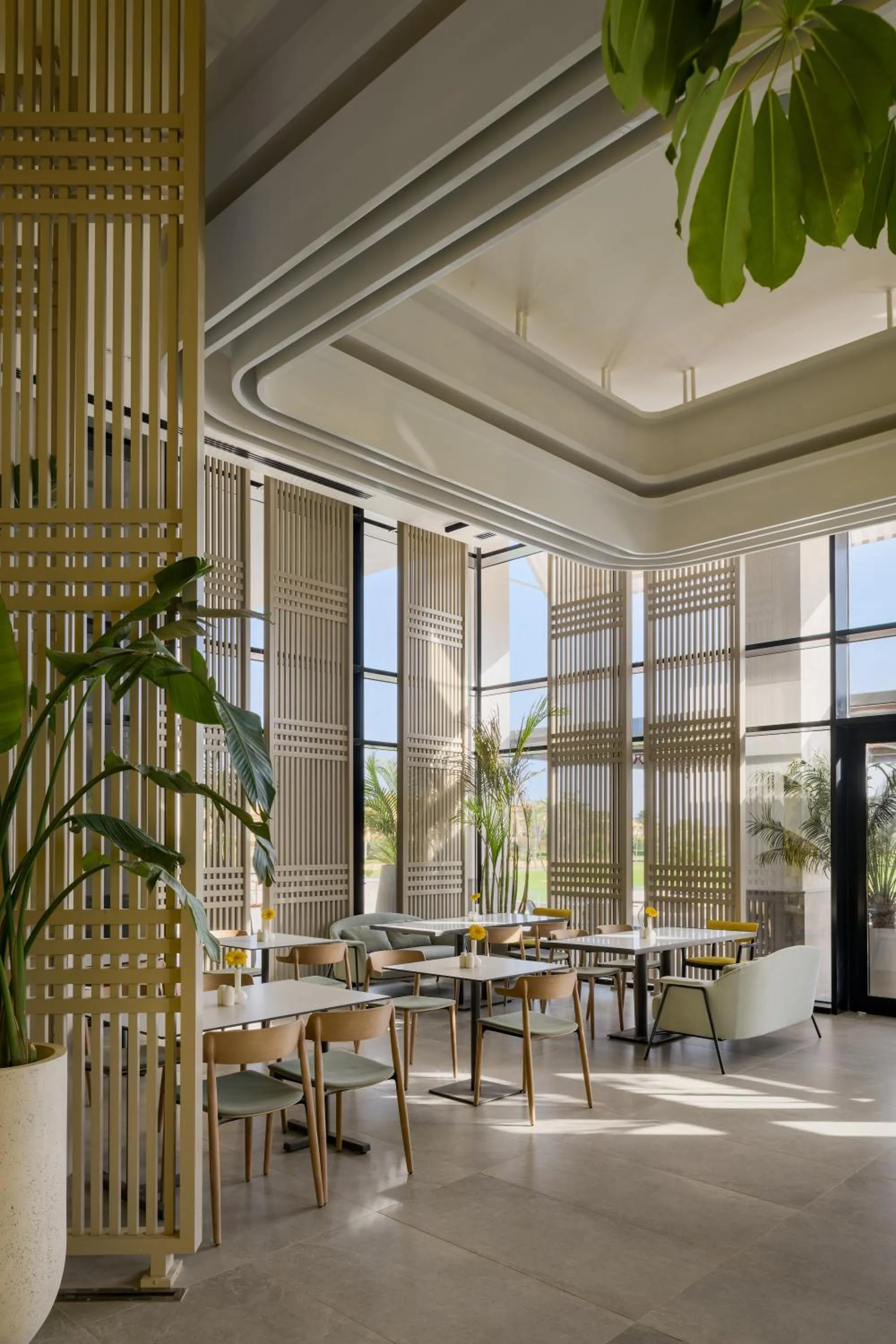 Restaurant/places to eat in The G Einbay Golf Resort