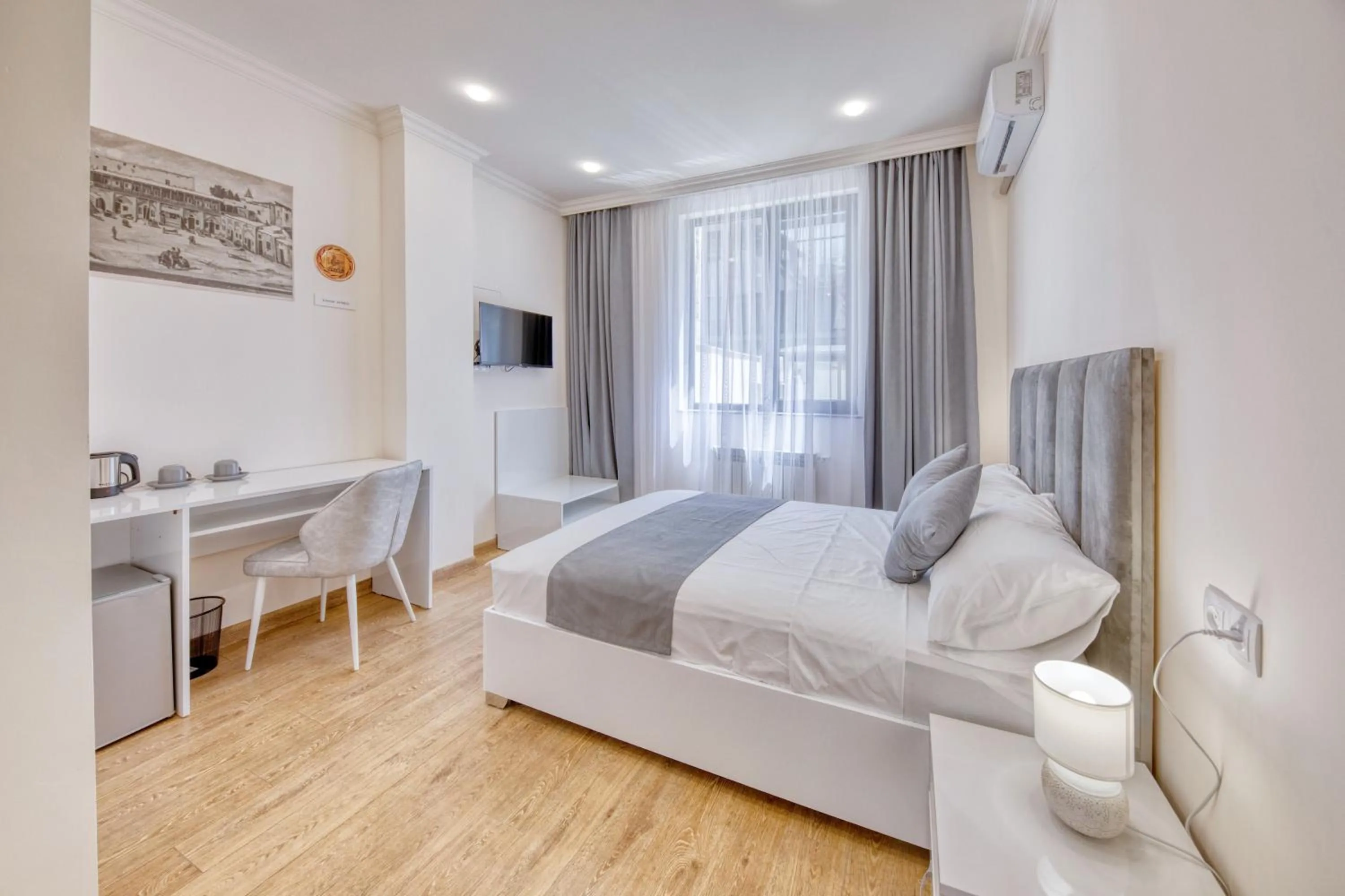 Bedroom, Bed in Maison Heritage Hotel